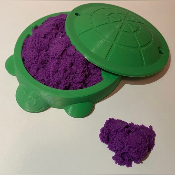Sensory Turtle Sandbox | Nostalgic Desk Toy | Kinetic Sand Purple - Picture 2 of 3
